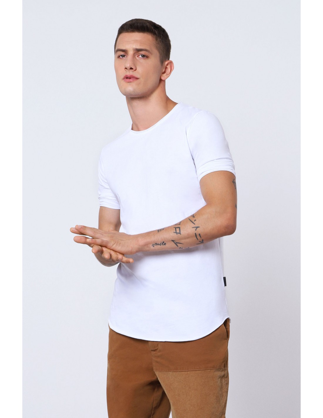 TEESHIRT LONG IMPERIAL HOMME A FINITIONS BRUTES ET PANS ARRONDIS EN