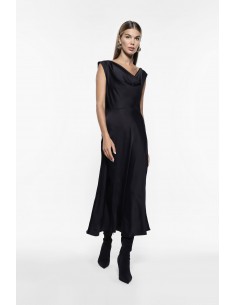 Imperial Femme robe mi-longue à brides et col benitier en crêpe satin coloris Noir Imperial Femme robe mi-longue à brides et col benitier en crêpe satin coloris Noir