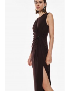 Imperial Femme Robe Chocolat avec drapé et boucle Imperial Femme Robe Chocolat avec drapé et boucle