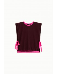 Imperial Femme Pull cape bordeaux à fentes laterales et contrastes fluo Imperial Femme Pull cape bordeaux à fentes laterales et contrastes fluo