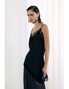 Imperial Femme Debardeur asymetrique noir et dentelle Imperial Femme Debardeur asymetrique noir et dentelle