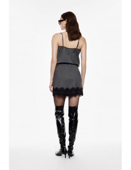 Imperial Femme Jupe courte grise avec incrustation en dentelle Imperial Femme Jupe courte grise avec incrustation en dentelle