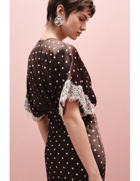 Robe longue à pois manches kimono et dentelle – Imperial