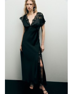 Robe longue satinée à dentelle et fente latérale Imperial Femme