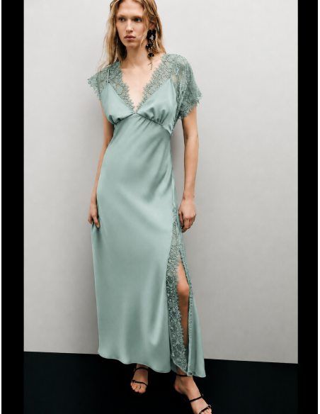 Robe longue satinée à dentelle  – Vert d'eau | Imperial Femme
