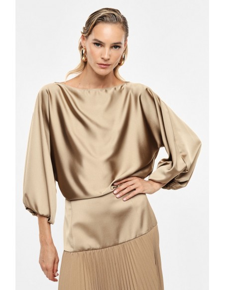 Top col bateau beige manches ballon crêpe satin – Imperial Femme
