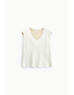 Top sans manches col V en crêpe satin ecru – Imperial Femme