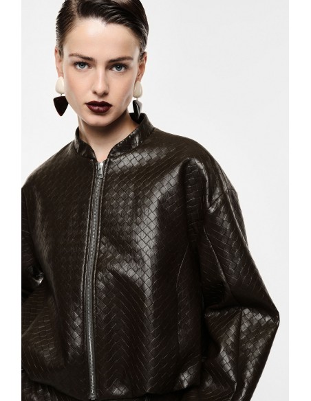 Bomber court éco-cuir marron tressé gaufré – Imperial Femme