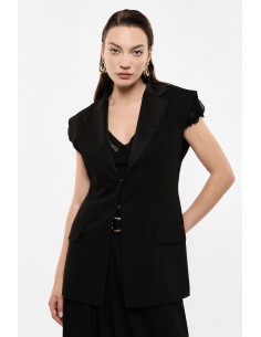 Gilet de tailleur long sans manches noir Imperial Femme, porté de face